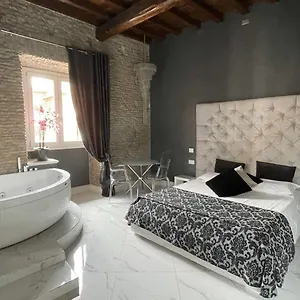 Rhome Luxury לינה וארוחת בוקר