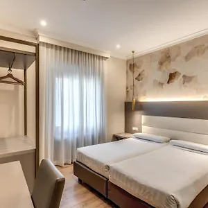 Hotell Flower Garden